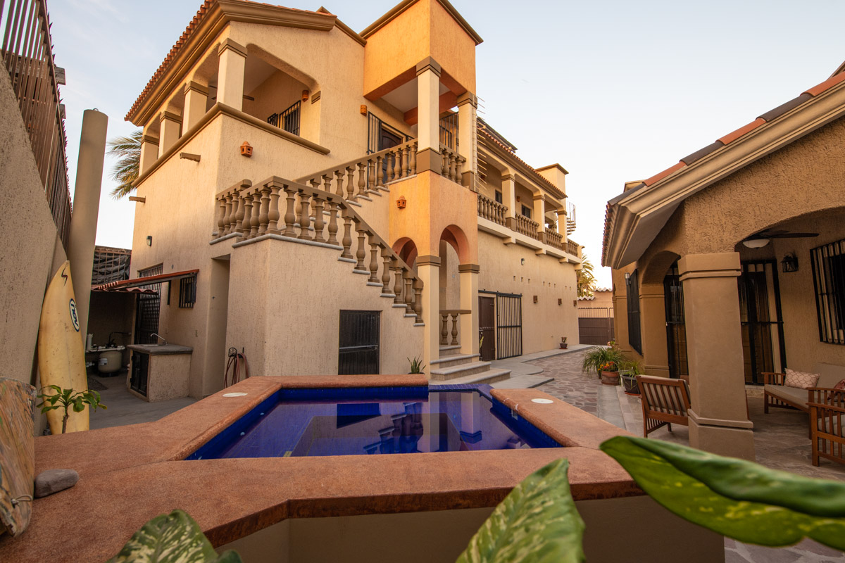 Fabulous One Level Home with Large Garage, Dipping Pool, Outdoor Kitchen and Bar Plus Guest House!
