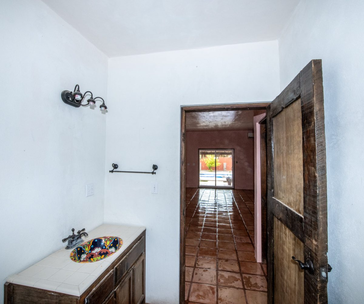 Three bedroom, 1.5 bath home on large lot, with pool, in fantastic area of Loreto.