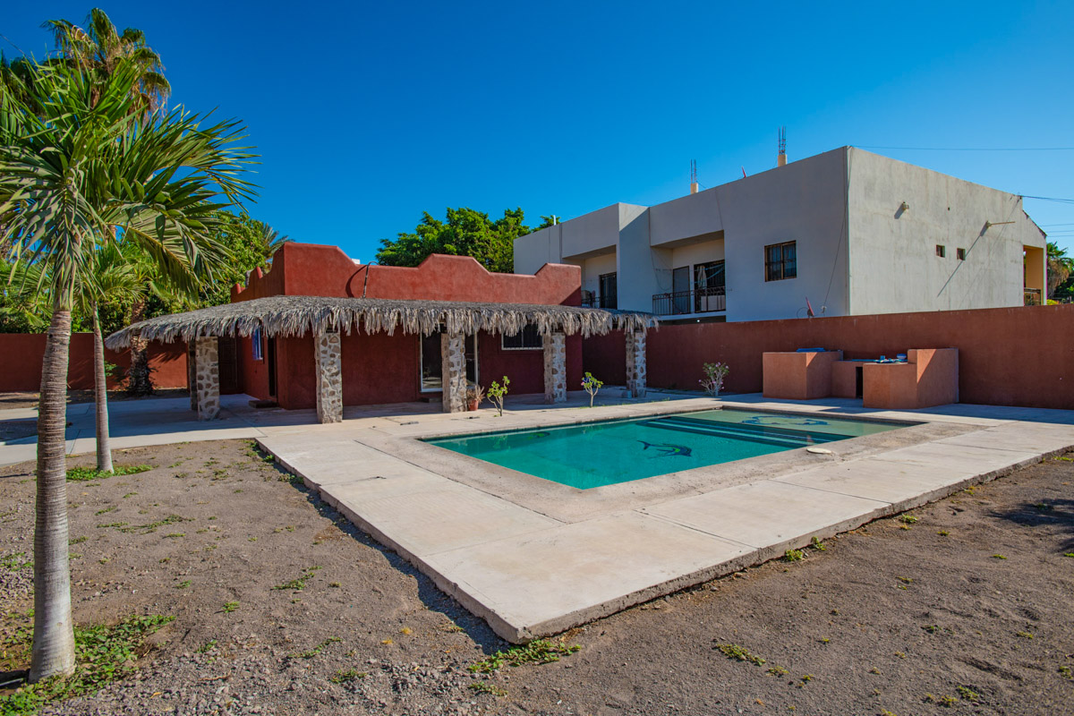 Three bedroom, 1.5 bath home on large lot, with pool, in fantastic area of Loreto.