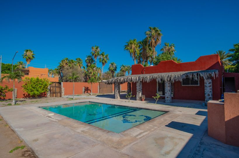 Three bedroom, 1.5 bath home on large lot, with pool, in fantastic area of Loreto.