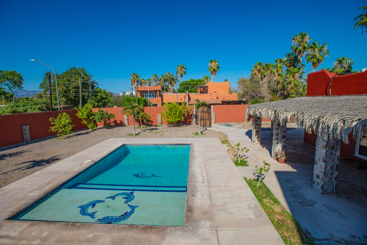 Three bedroom, 1.5 bath home on large lot, with pool, in fantastic area of Loreto.