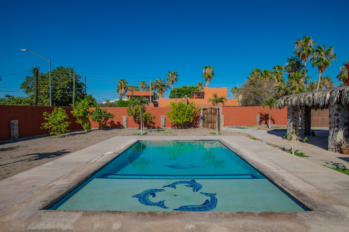 Three bedroom, 1.5 bath home on large lot, with pool, in fantastic area of Loreto.