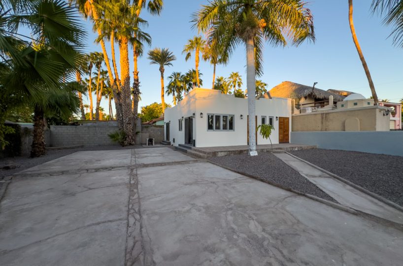 Casa Davis inside