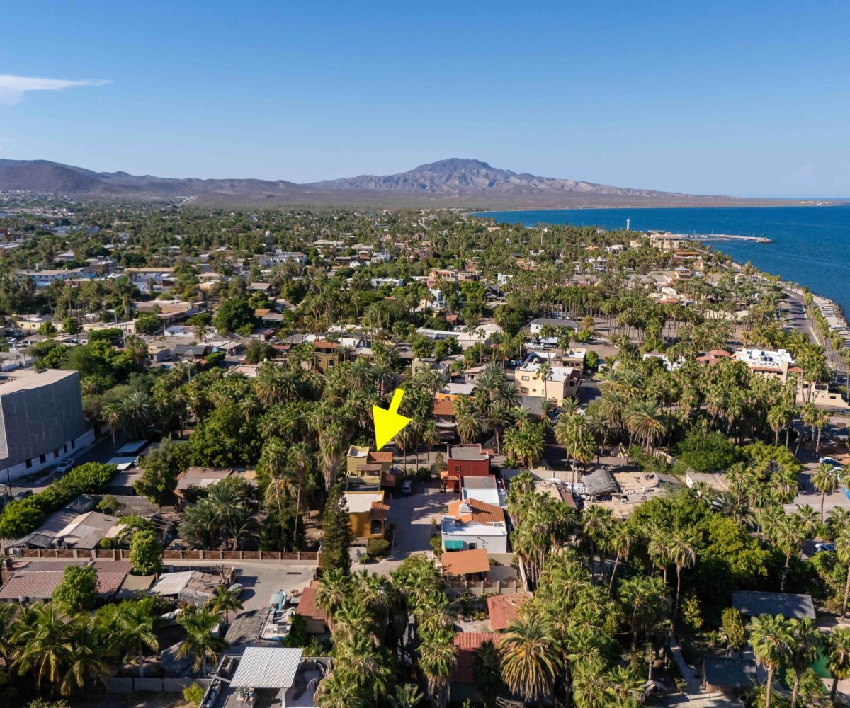 Casa Escondida Two Bed/two Bath Home With Covered Carport One Block To The Beach In Historic Loreto!