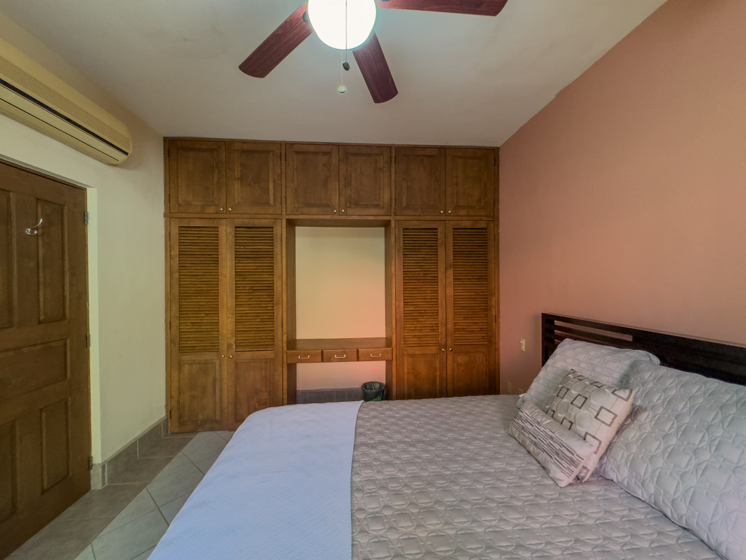 Casa Escondida Two Bed/two Bath Home With Covered Carport One Block To The Beach In Historic Loreto!