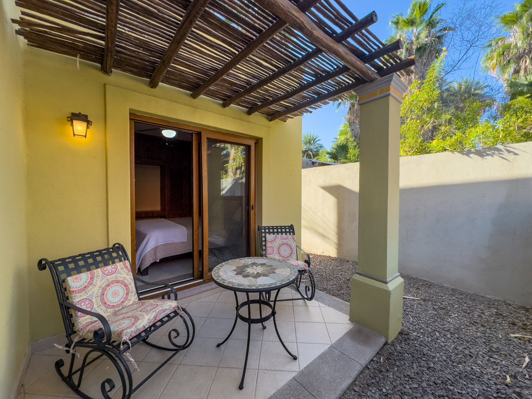 Casa Escondida Two Bed/two Bath Home With Covered Carport One Block To The Beach In Historic Loreto!