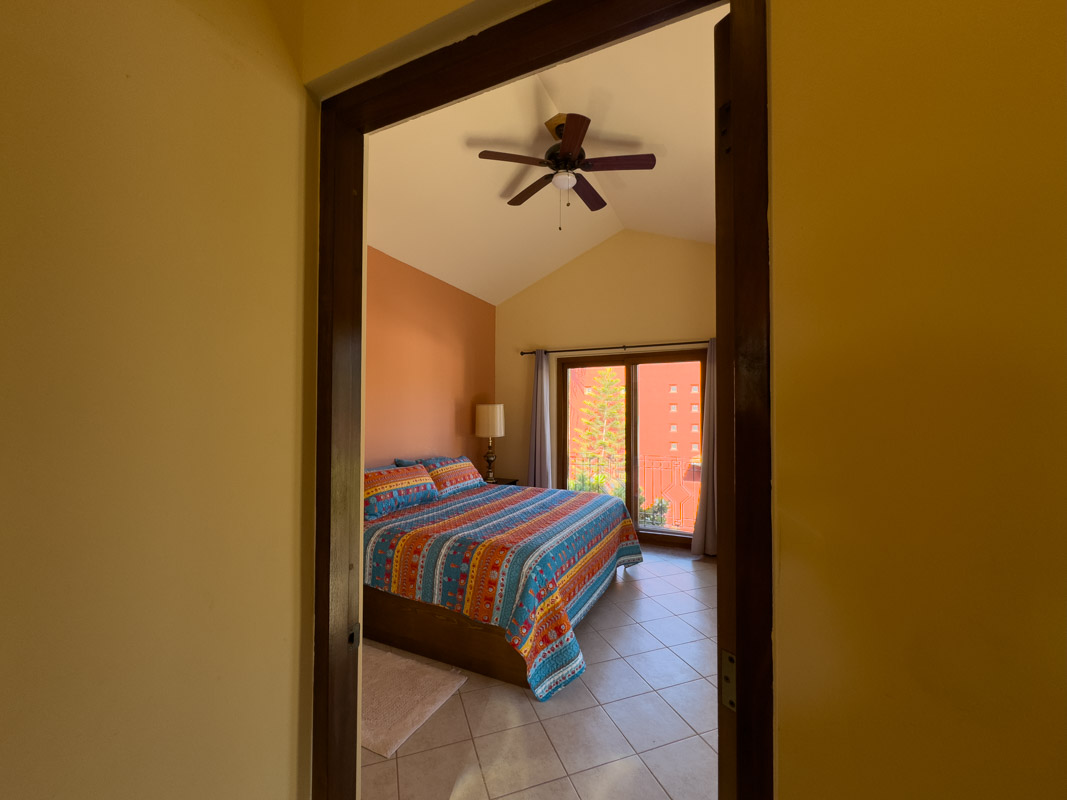 Casa Escondida Two Bed/two Bath Home With Covered Carport One Block To The Beach In Historic Loreto!