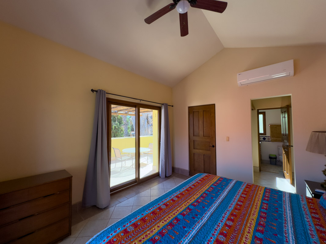 Casa Escondida Two Bed/two Bath Home With Covered Carport One Block To The Beach In Historic Loreto!