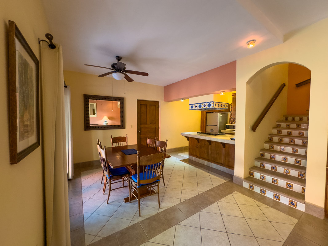 Casa Escondida Two Bed/two Bath Home With Covered Carport One Block To The Beach In Historic Loreto!