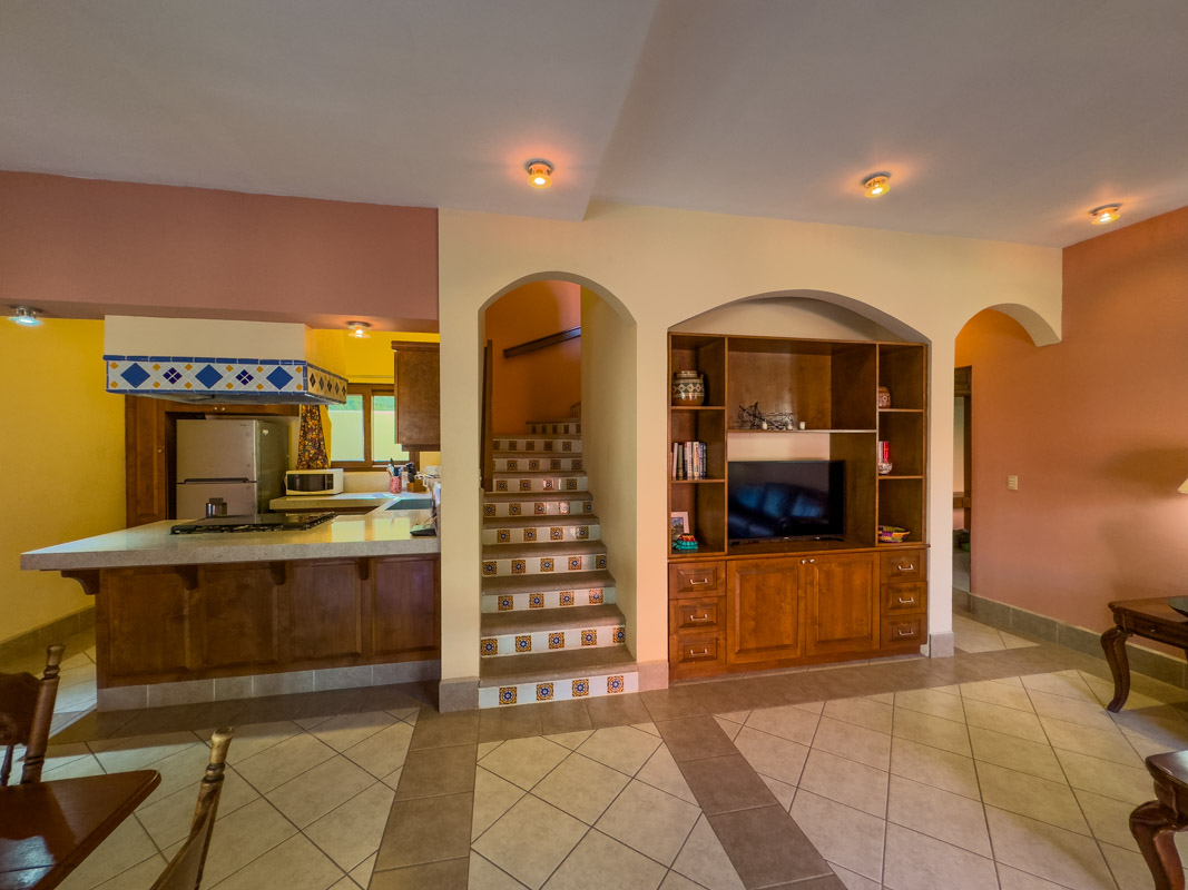Casa Escondida Two Bed/two Bath Home With Covered Carport One Block To The Beach In Historic Loreto!