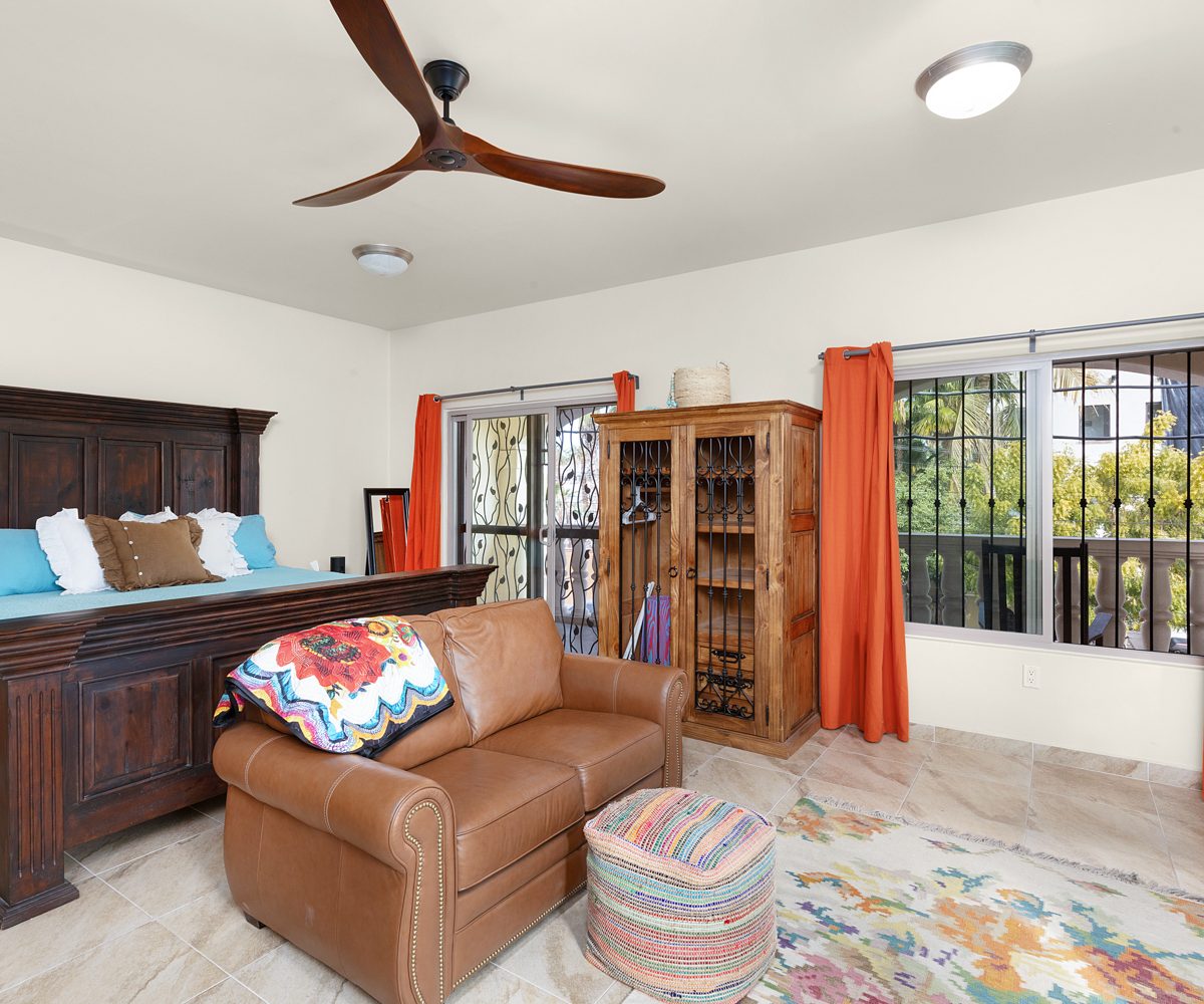 Four bedroom four bath home with private pool in the heart of Loreto