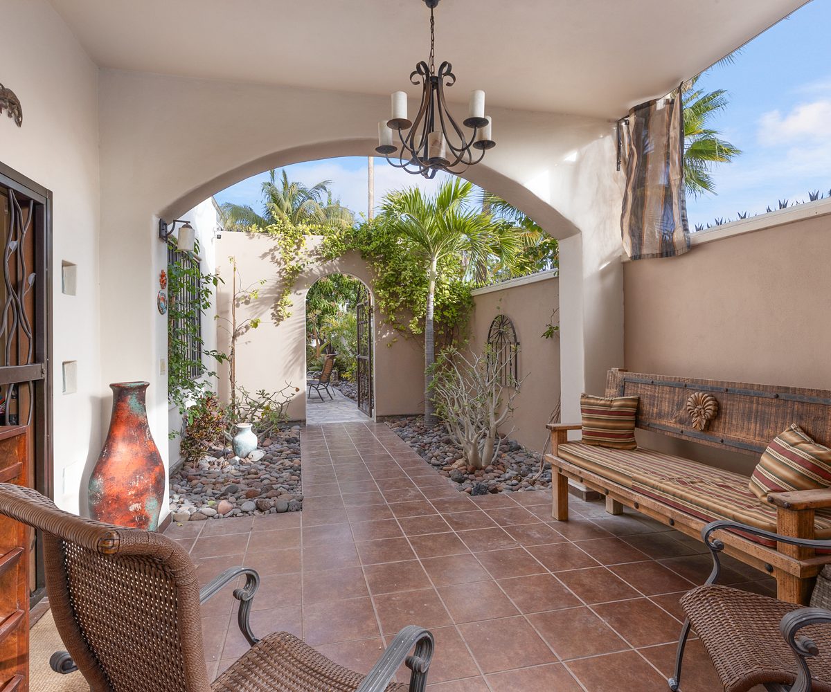 Four bedroom four bath home with private pool in the heart of Loreto