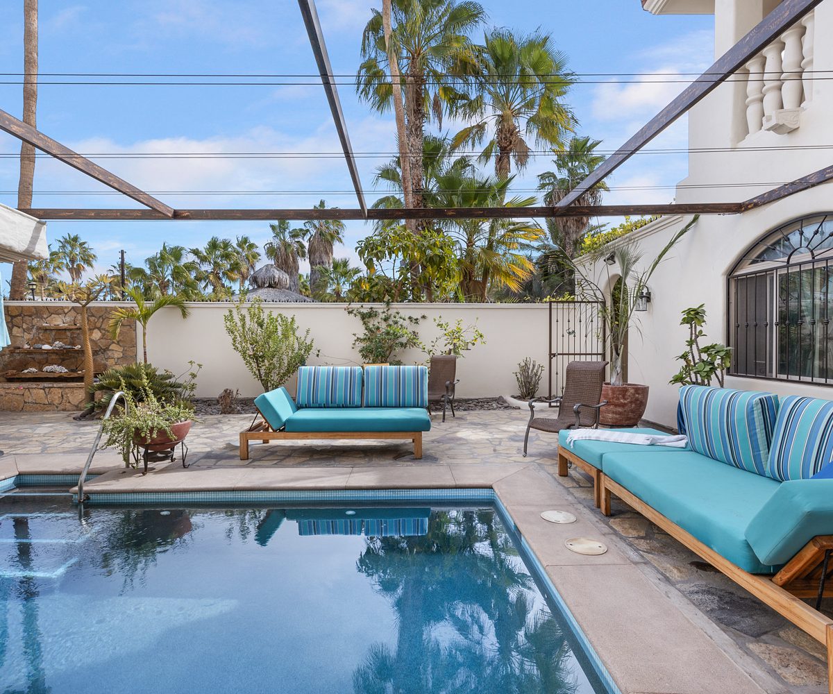 Four bedroom four bath home with private pool in the heart of Loreto