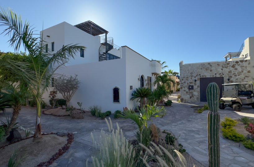 AV255 looking North. Mision Loreto Properties. Call Today! Mexican Cell 044 613 116 6827 ~ USA cell 530-786-4395