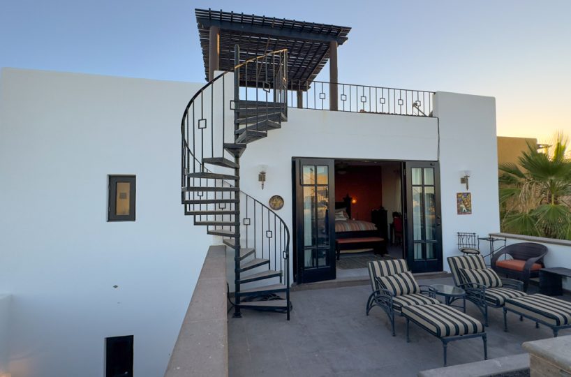 AV255 second floor terrace and bedrm AV255 second floor terrace and bedrm