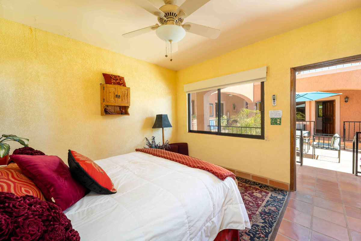 Casa Familia SW bedroom