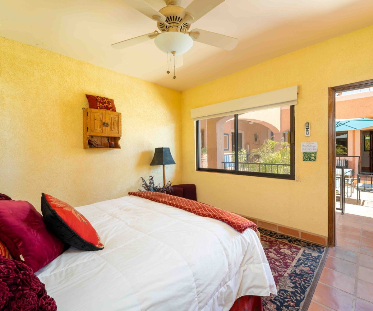 Casa Familia SW bedroom