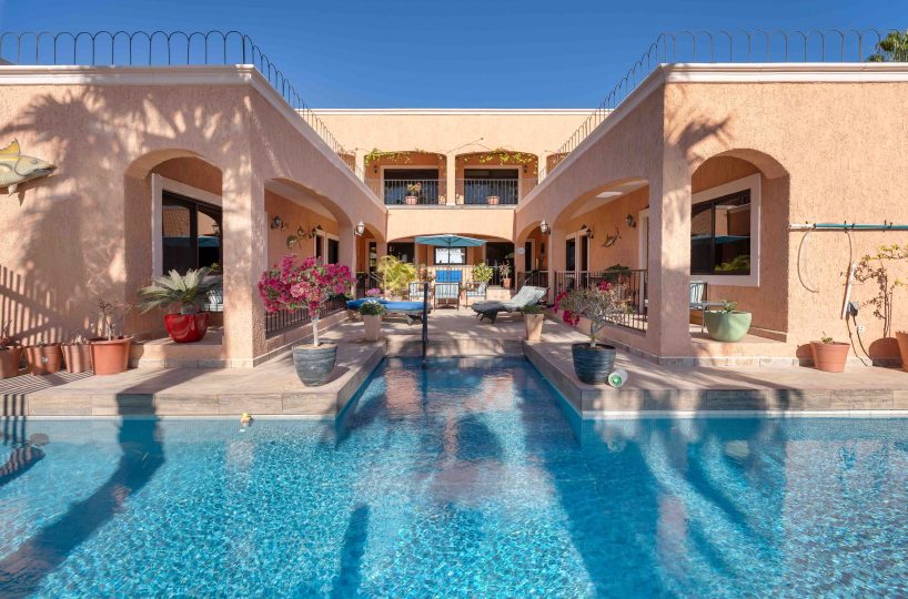 Casa Família – A Luxurious 5 Bedroom Coastal Retreat On The Golf Course In Nopolo, Loreto