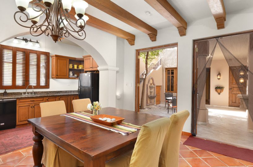 AV34 beautiful Casa Encantada with Fantastic Sea of Cortez Views in Loreto Bay