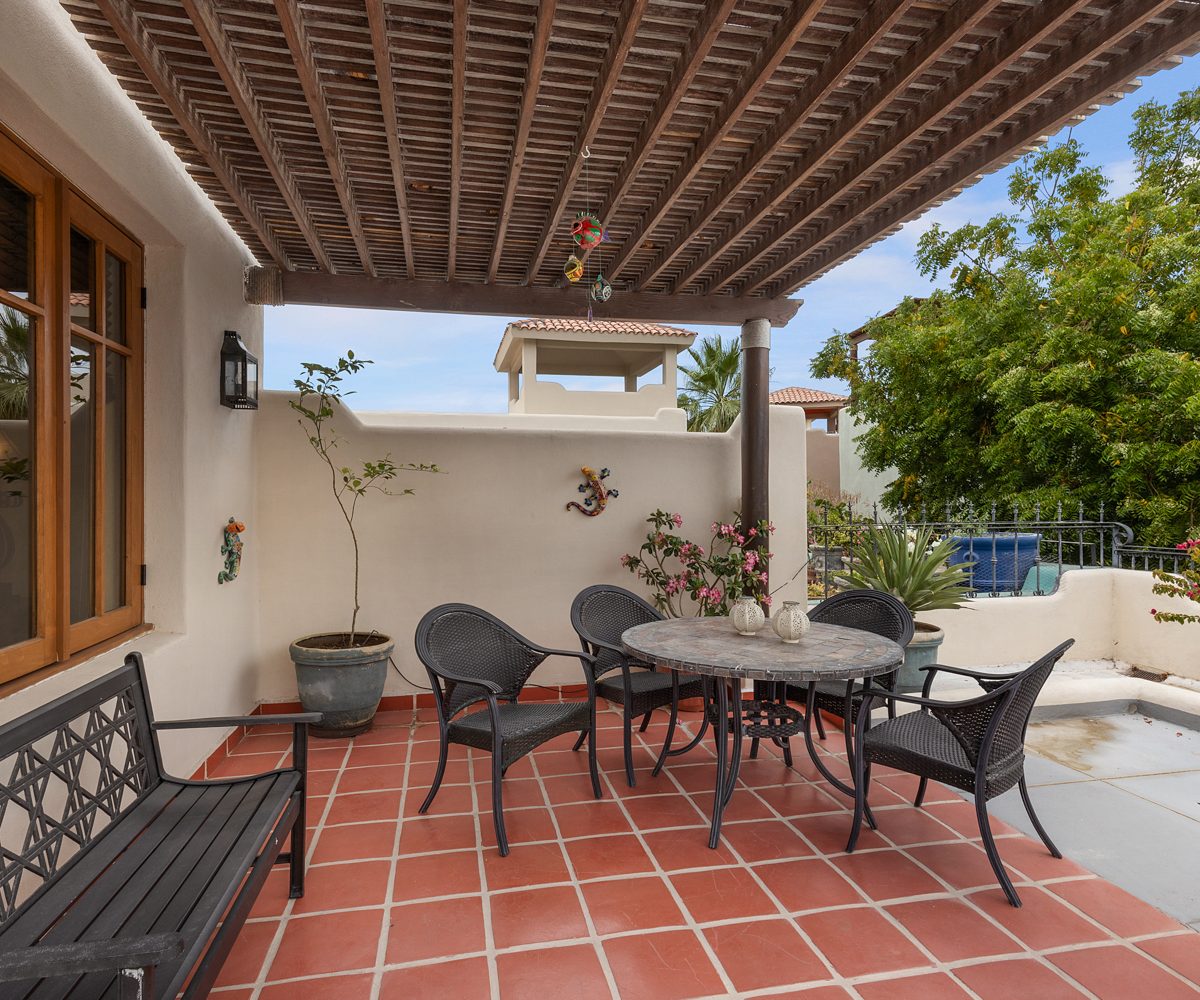 Welcome to Casa Jardin, FN227, a beautiful three bedroom three bathroom home in Loreto Bay steps from the beach