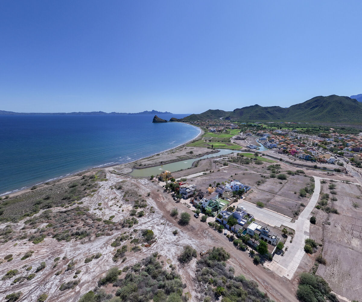 Mision Loreto Properties. Call Today! Mexican Cell 044 613 116 6827 ~ USA cell 530-786-4395