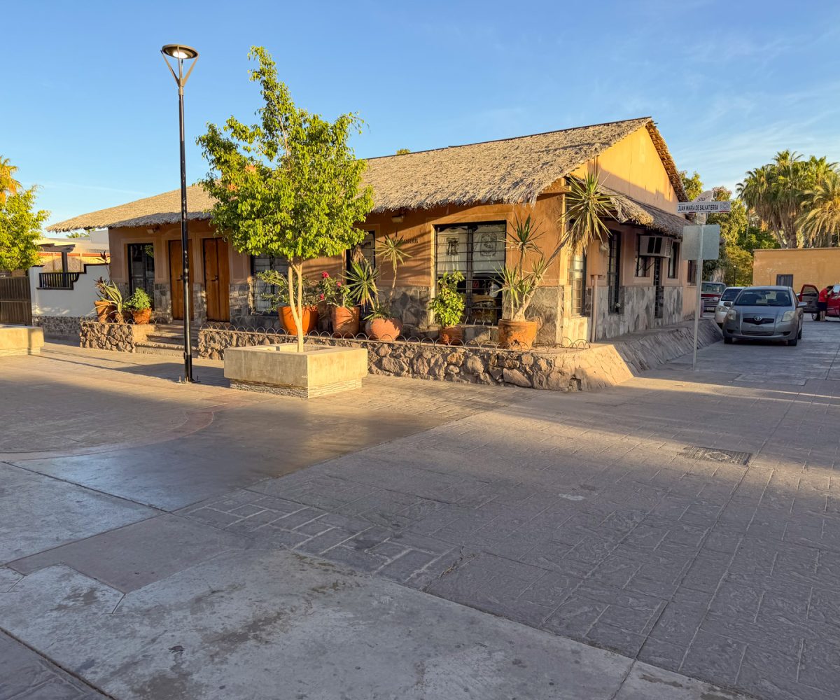 Alacron Gift shop