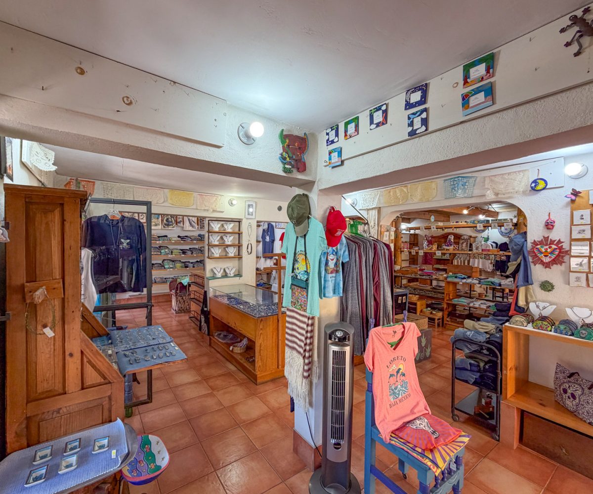 Alacron gift shop