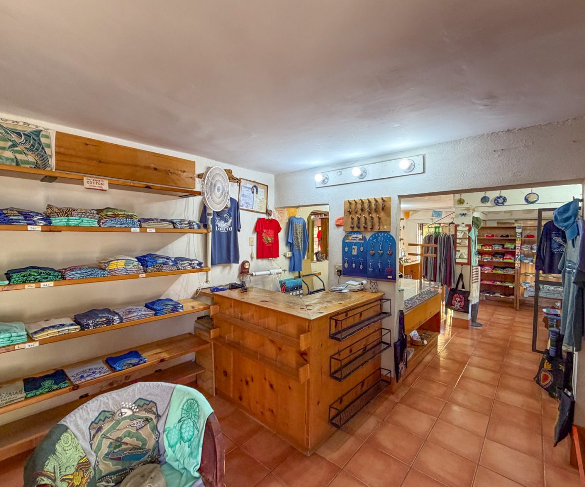 Alacron gift shop entry